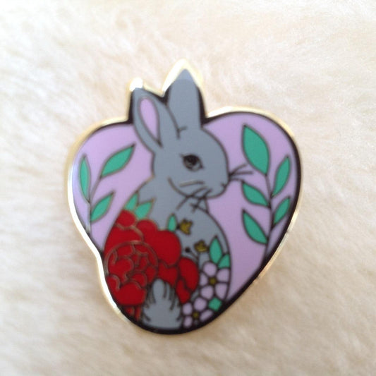 Bunny Rabbit Heart Brooch/Pin/badge - Bunny Creations